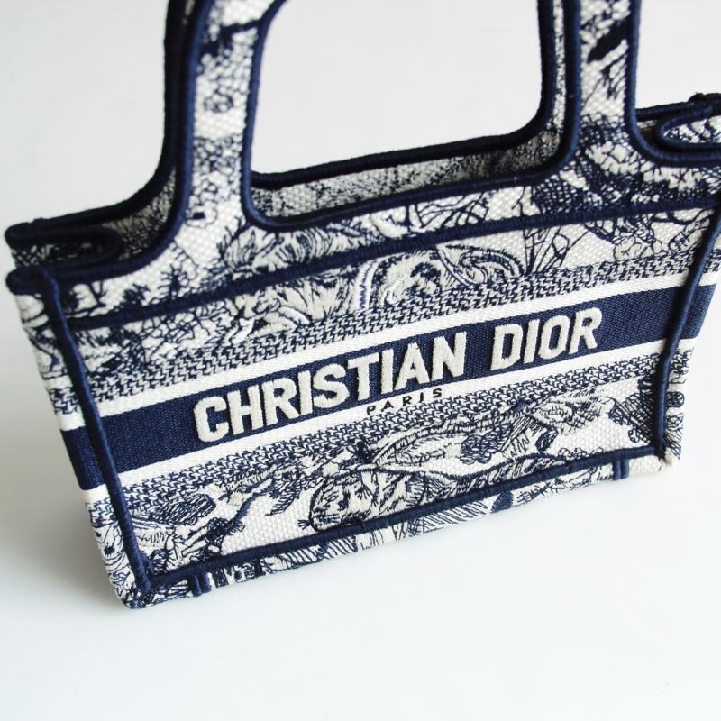 Dior Shopping Bags